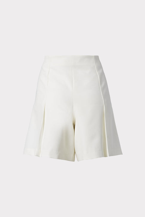 Pilar Cady Pleated Short 3