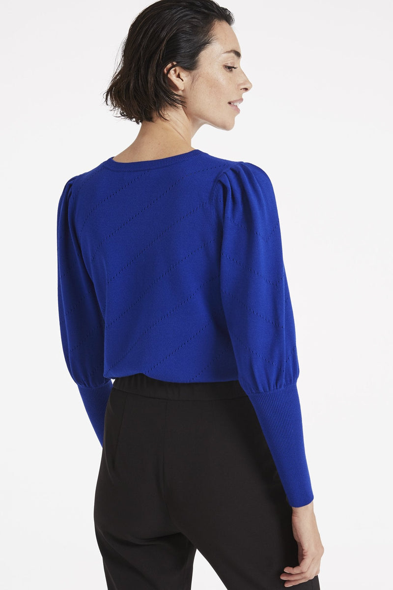 Diagonal Pointelle Poof Sleeve Top