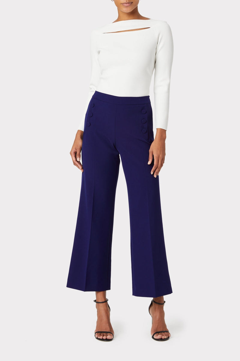 Cutout Front Top